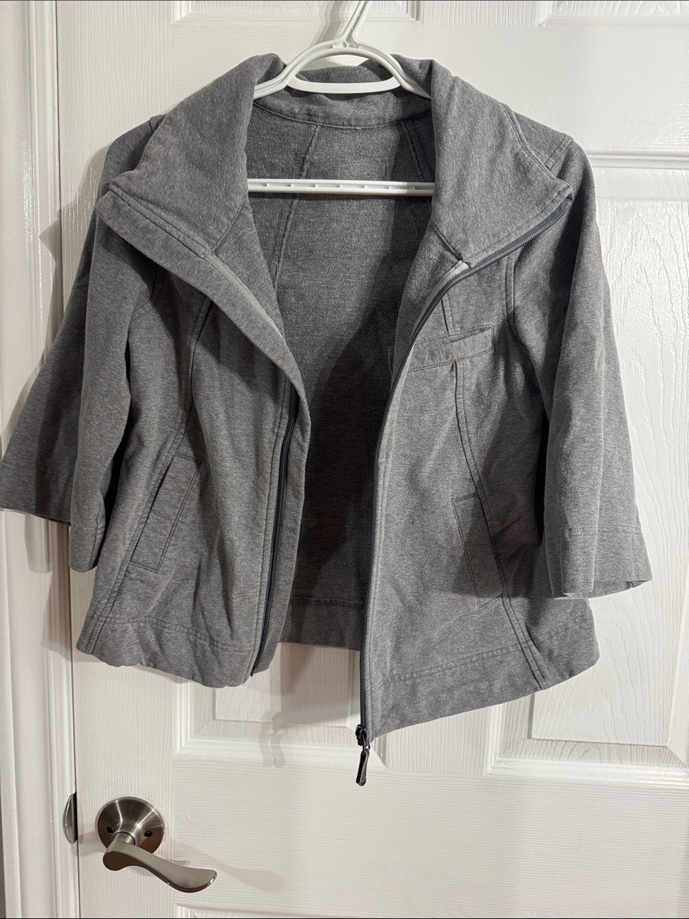 Women’s Lululemon Gray Zip-Up Bomber Jacket - Modern Lightweight Layer